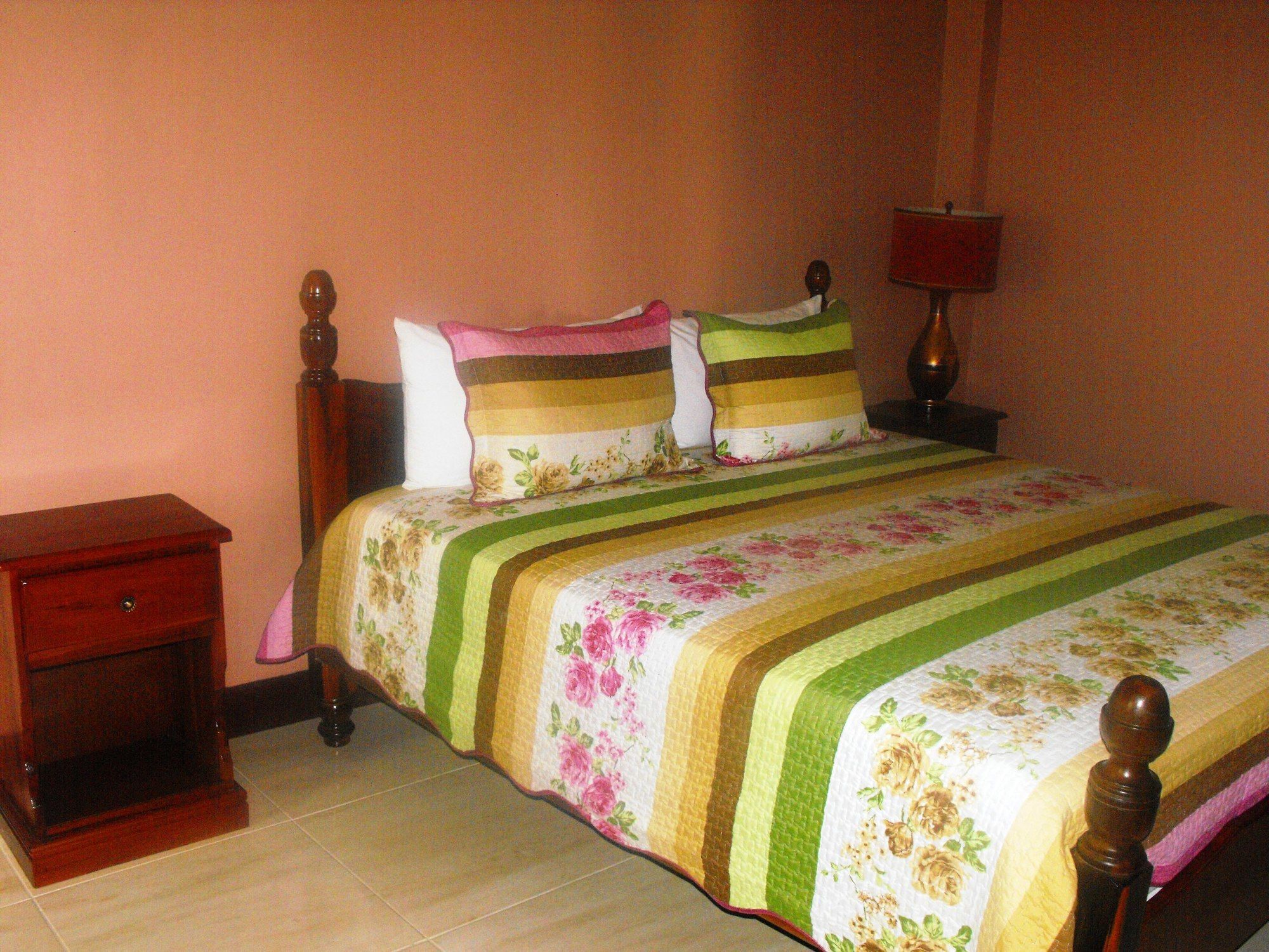 Hotel Tropik Leadonna มอนเทโกเบย์ ภายนอก รูปภาพ