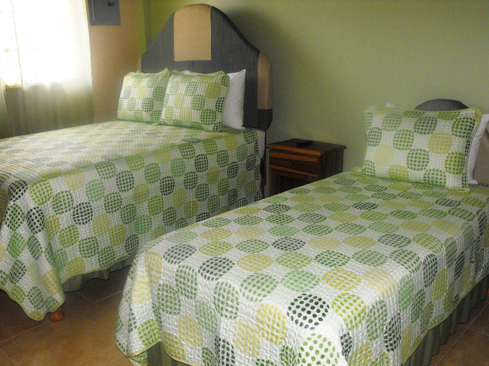 Hotel Tropik Leadonna มอนเทโกเบย์ ภายนอก รูปภาพ
