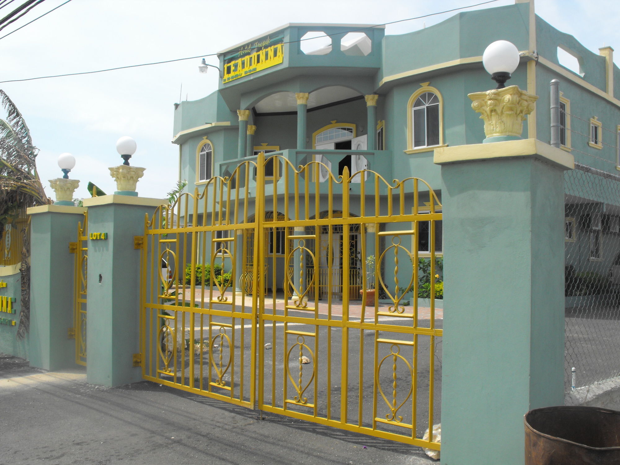 Hotel Tropik Leadonna มอนเทโกเบย์ ภายนอก รูปภาพ